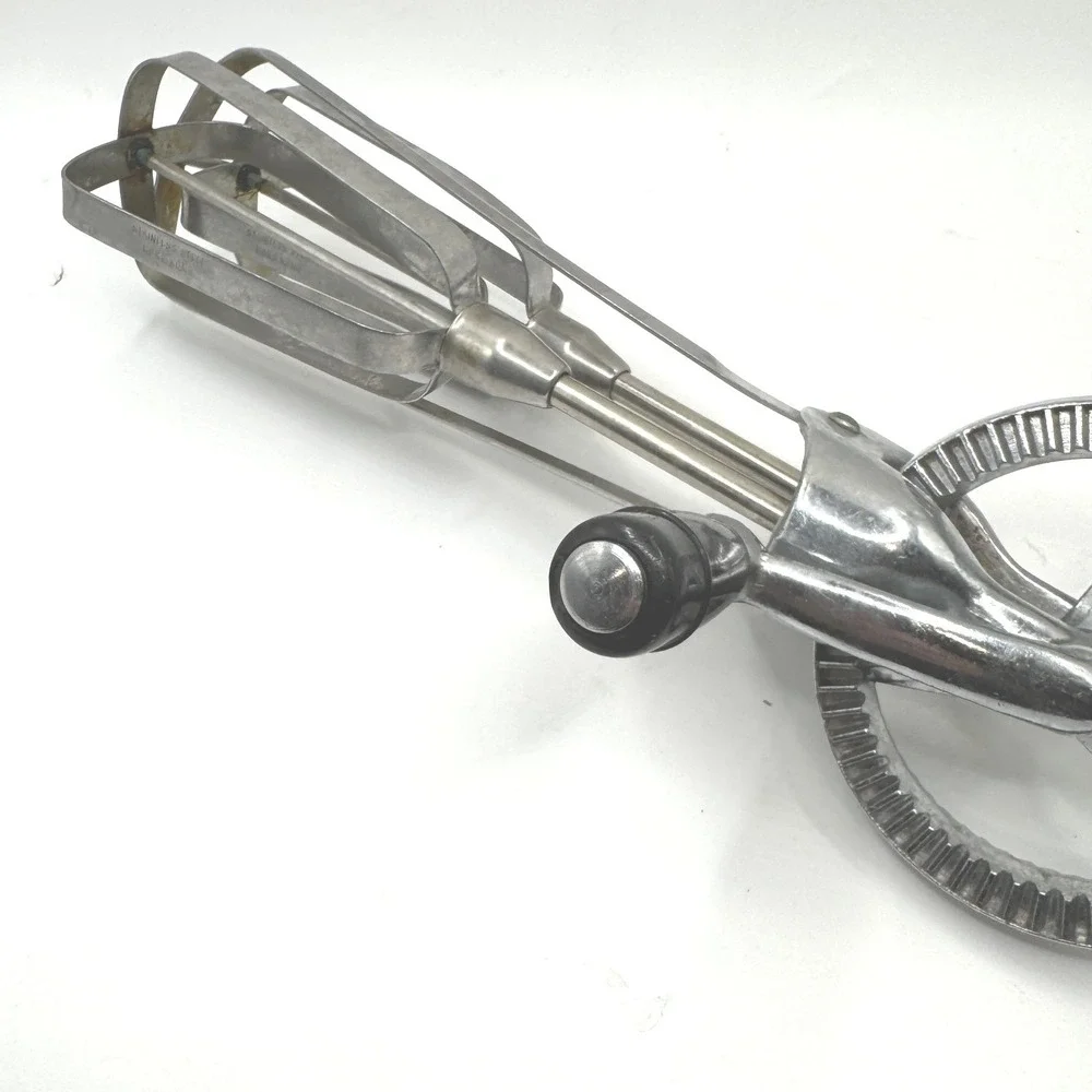 Vintage Ekco Hand Crank Egg Beater Stainless Manual‎ Mixer Black Handle works
